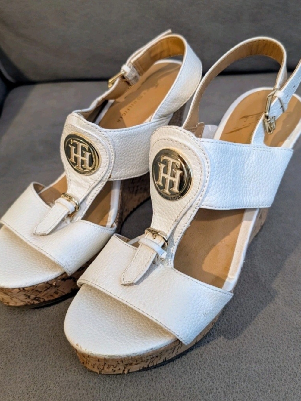 Tommy Hilfiger White Leather Cork Wedge Sandals with Gold Logo